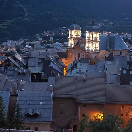 Chalet Serre Che