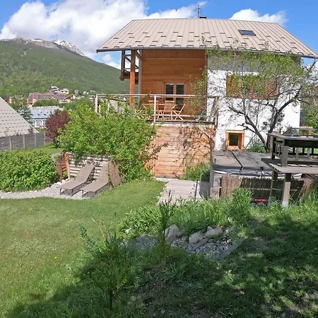 Serre Che Chalet